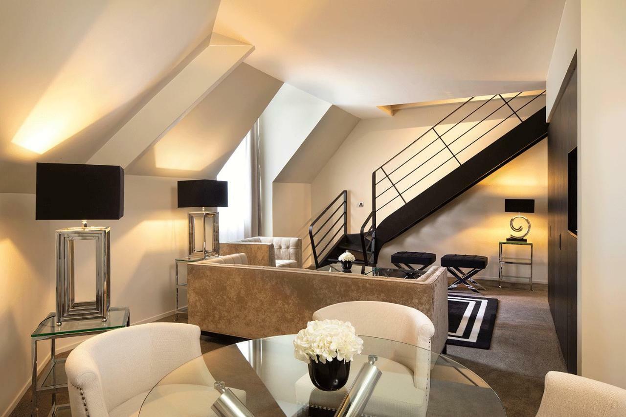 Royal Hainaut Spa & Resort Hotel Валенсиен Екстериор снимка